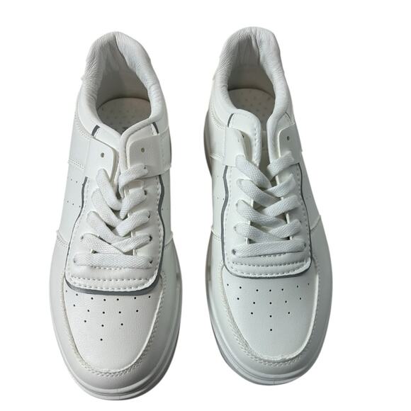 PrettyLittleThing Contrast Sole Chunky Platform Sneakers White Size NWT Size 6US - Picture 5 of 10